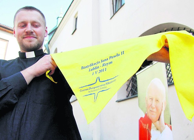 Pielgrzymi z Centrum Duszpasterstwa Młodzieży dostaną na drogę żółte chusty