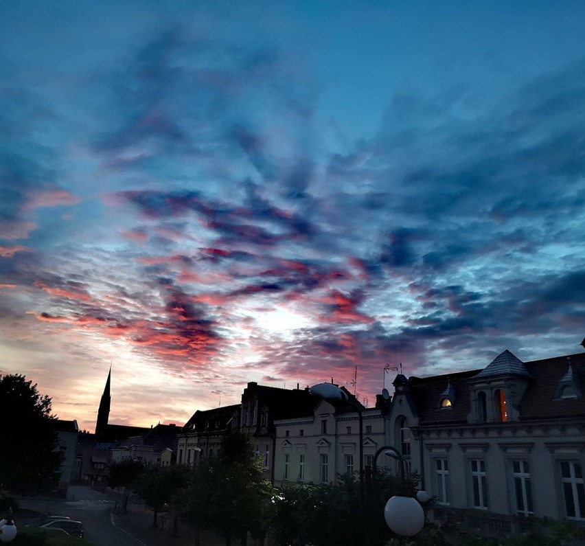 Widok na Oborniki z okna Czytelników. Te zdjęcia robią wrażenie!