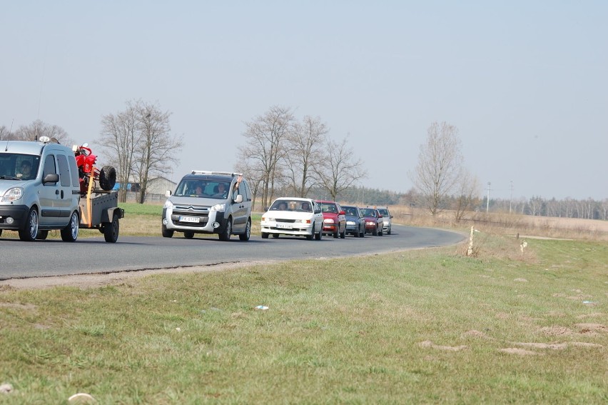 Część kawalkady jadąca do Liskowa