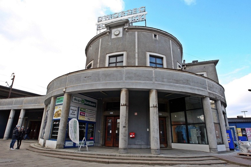 Dworzec Podmiejski w Gdyni zostanie odrestaurowany i zmodernizowany pod nadzorem konserwatora zabytków 