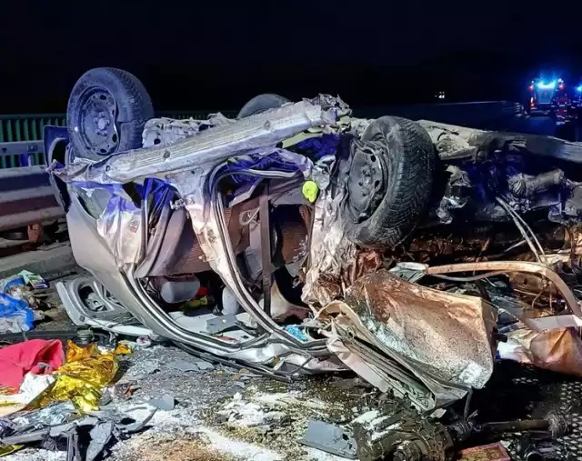 Śmiertelny wypadek na obwodnicy Kłodzka, zginęły dwie osoby