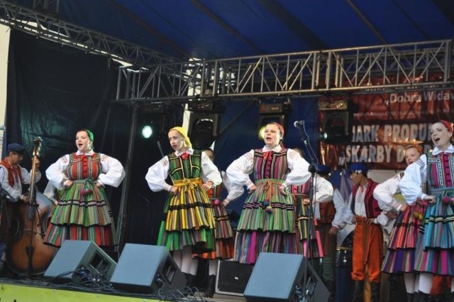 Tramblanka swoimi tańcami i śpiewem zauroczyła publiczność w Czechach i w Oleśnicy