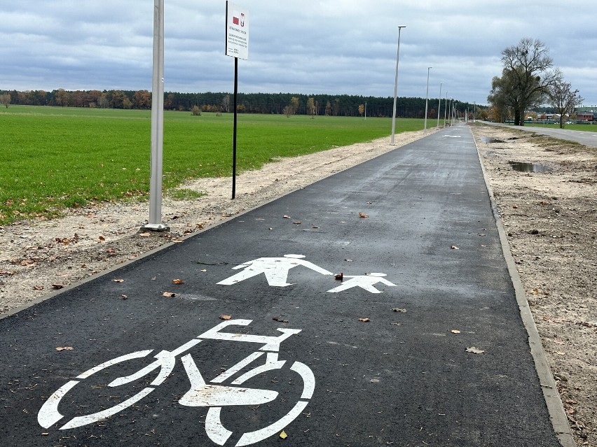 Ścieżka pieszo-rowerowa przy ulicy Gumowej w Budzyniu już otwarta