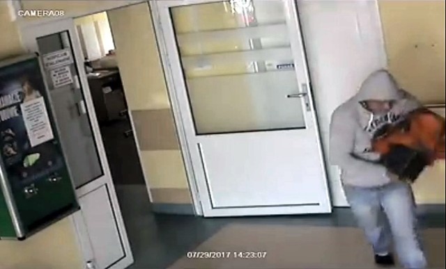 Policja poszukuje złodzieja, który ukradł skarbonkę z datkami z wałbrzyskiego hospicjum