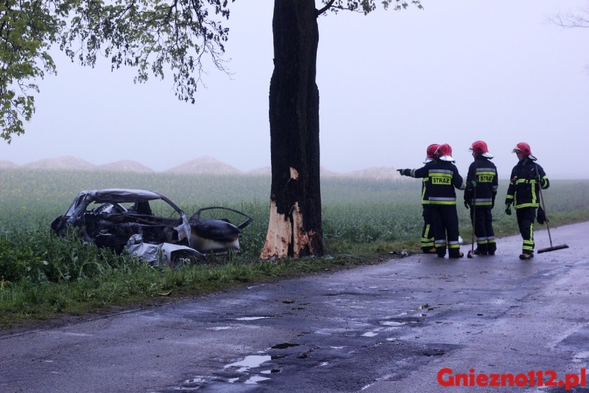 Gmina Trzemeszno: tragiczny wypadek w Zieleniu, kierowca spłonął w aucie