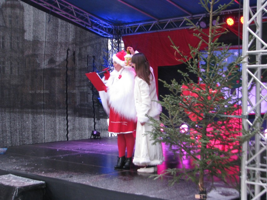 Święty Mikołaj na rynku w Tarnowskich Górach