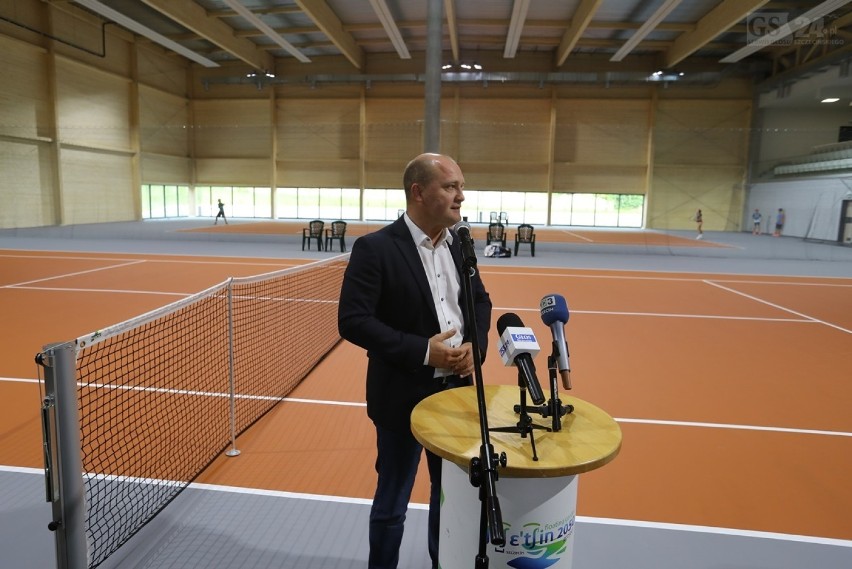 Na halę tenisową w Szczecinie czekaliśmy długo. Dziś została oficjalnie otwarta! [wideo] 