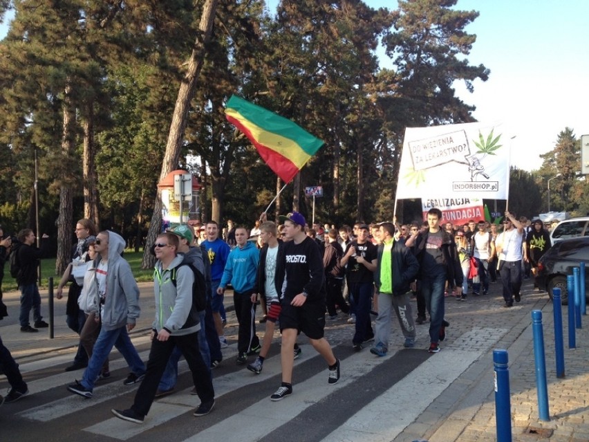 Marsz Wyzwolenia Konopi we Wrocławiu (ZDJĘCIA)
