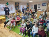 Górnicy odwiedzili Przedszkole numer 1 w Jędrzejowie z okazji Barbórki. Zobaczcie zdjęcia