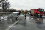 BMW w ogniu. Groźny pożar na autostradzie A4 pod Wrocławiem (ZDJĘCIA)