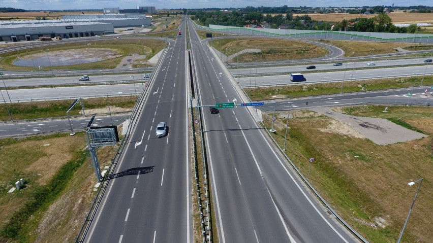 Autostrada A1 na odcinku Tuszyn - Piotrków, lipiec -...