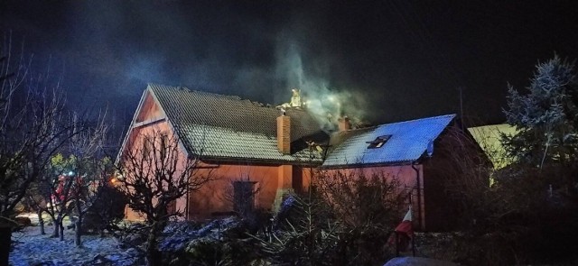 Nocny pożar w Małujowicach.