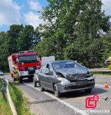  Wypadek w Jurkowie na DK75, zderzenie trzech samochodów, kobieta z trzymiesięcznym dzieckiem trafiła do szpitala. Zobacz zdjęcia