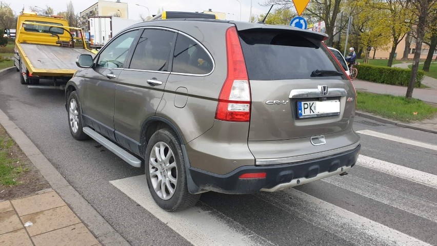 Próba zatrzymania kierowcy na ulicy Podmiejskiej. Za kierownicą miał siedzieć komendant straży pożarnej w Kaliszu! 