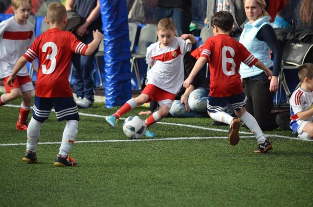 Młodzi gracze Gwardii Koszalin zwyciężyli w silnie obsadzonym turnieju Football Arena Cup