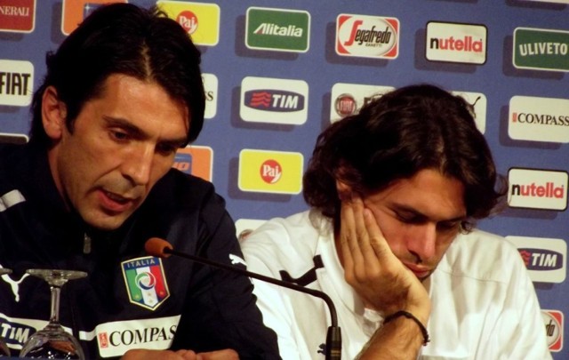 Gianluigi Buffon i Salvatore Sirigu