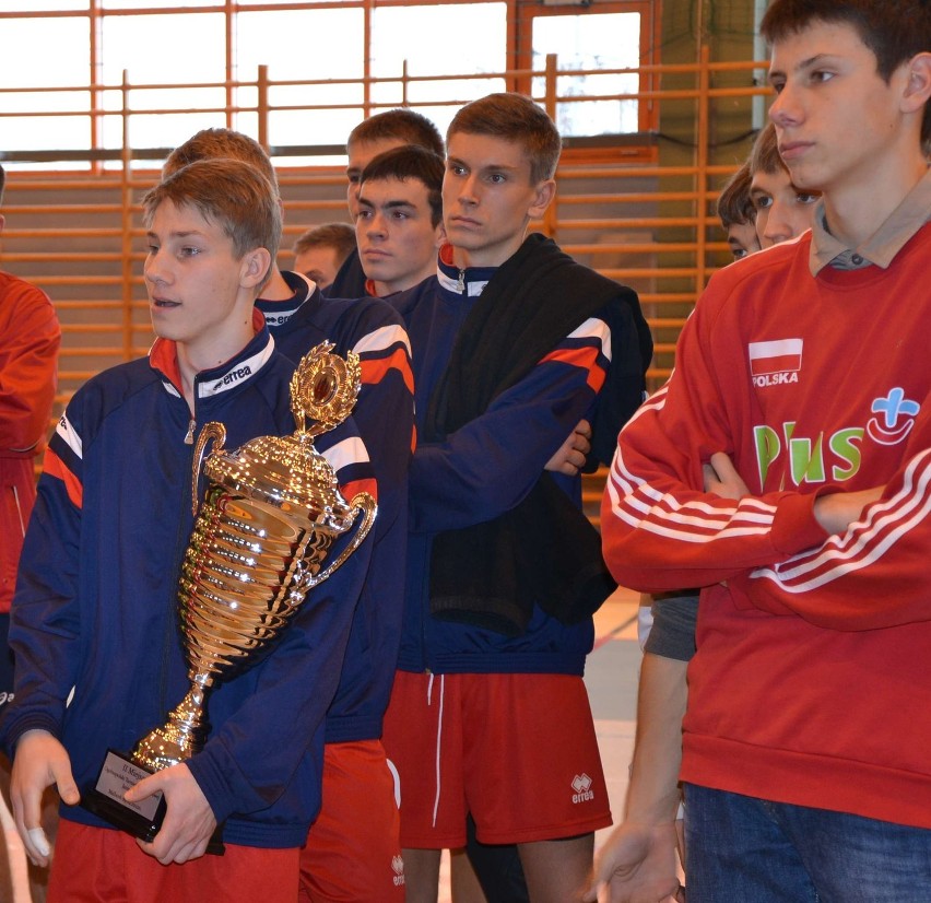 Malbork: Turniej piłki siatkowej juniorów. Puchar zwycięzców dla Tempa Olsztyn