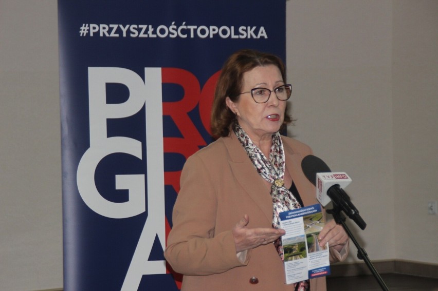 Z mieszkańcami gminy Ładzice spotkała się Anna Milczanowska,...