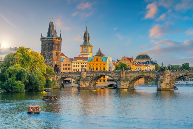Sprawdzamy, które atrakcję turystyczne Pragi są najciekawsze i najbardziej popularne.