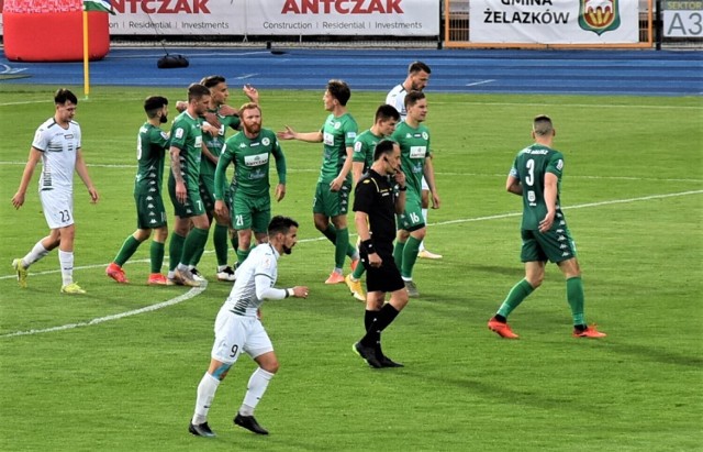 Olimpia Grudziądz to beniaminek II ligi. W 2021 r. KKS pokonał rywali 2:1, po golach Kendzi i Gordillo.