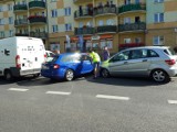 Zderzenie aut w centrum Szczecinka. Uszkodzone cztery samochody [zdjęcia]