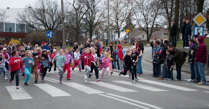 IX Ogólnopolski Unijny Bieg Uliczny. Rodło po raz kolejny zorganizowało kwidzyński bieg  [ZDJĘCIA]