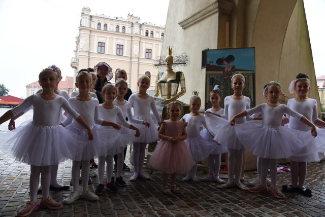 "Księżniczki" happening w wyk. grupy baletowej JOKiS pod kierunkiem Galiny Koval