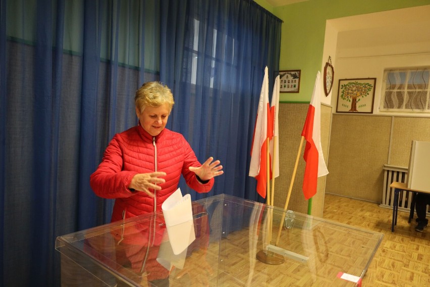 W Parsęcku lokal wyborczy mieści się w szkole