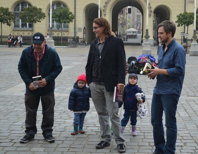 Na spotkanie przybyli Mariusz Czubaj, Piotr Głuchowski i Zygmunt Miłoszewski. Fot. Weronika Trzeciak