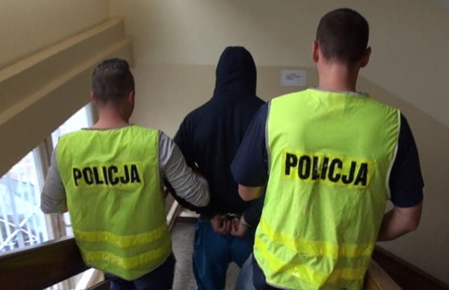 Toruń: Sierpniowy włamywacz zatrzymany [ZDJĘCIA]