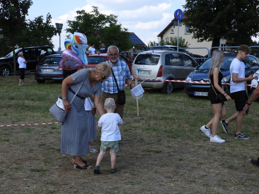 Udana wystawa zwierząt, rękodzieła i produktów regionalnych w Benicach. Radny Zych udziela ważnej lekcji