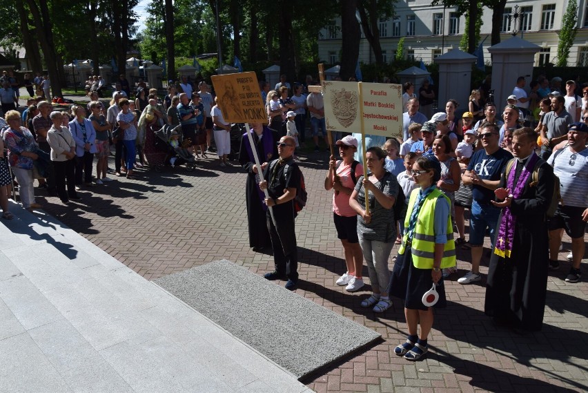 40. Piesza Pielgrzymka Różanostocka przeszła już do historii. Zobaczcie zdjęcia z zakończenia pątnicznej trasy 