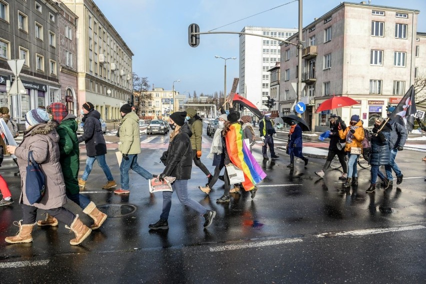 Strajk Kobiet w Gdańsku - protest "Media publiczne nie...