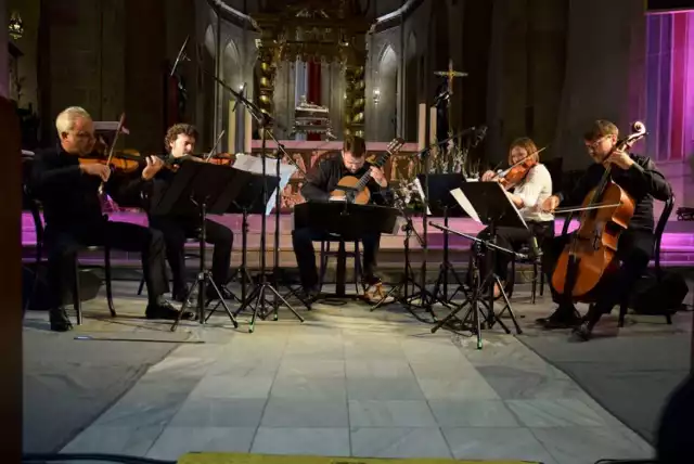 Perły baroku na inaugurację 11. edycję festiwalu Akademia Gitary w gnieźnieńskiej katedrze