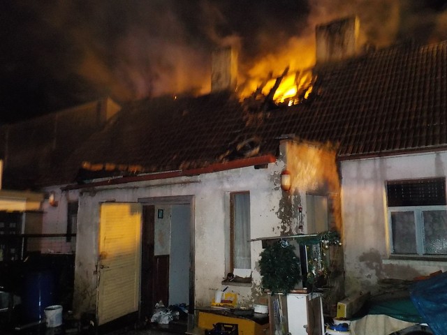Pożar gasili strażacy z Miedzyrzecza i kilku jednostek OSP.