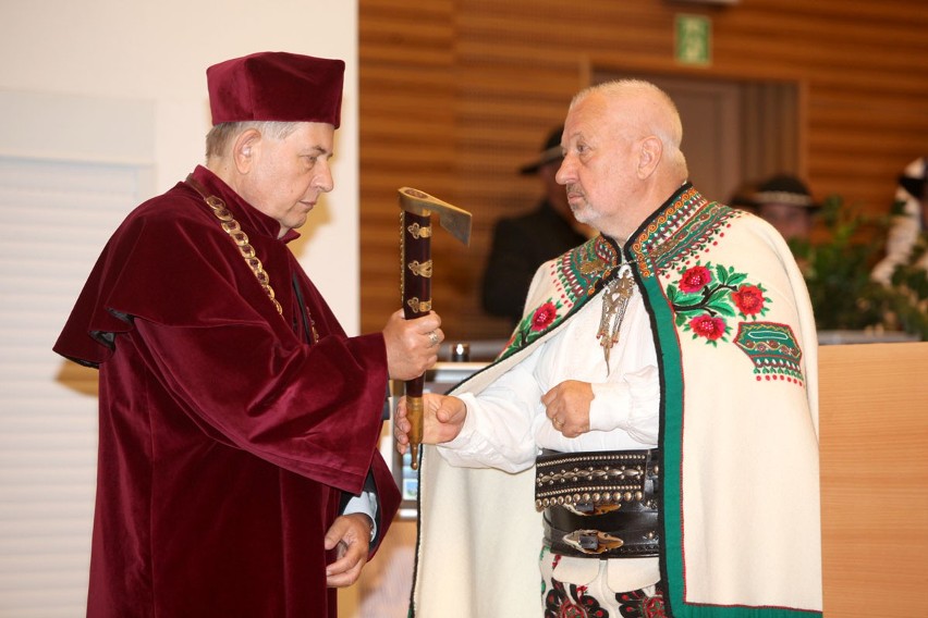 NOWY TARG. Studenci &quot;Podhalanki&quot; rozpoczęli naukę