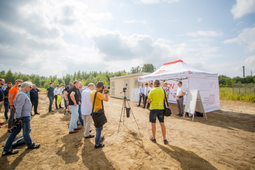 W Ostrowie Wielkopolskim powstała pierwsza w Polsce miejska sieć zielonej energii! Tańszy prąd popłynie z gniazdek ostrowian już w styczniu