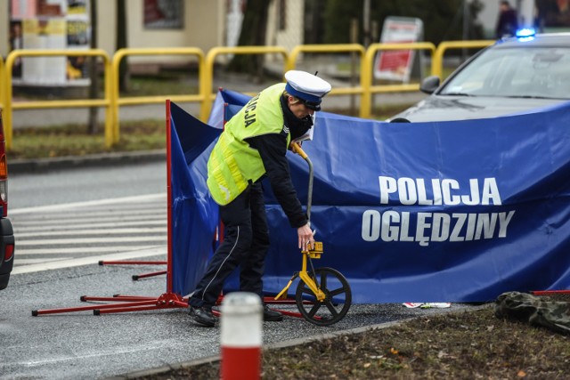 W Kłódce (powiat grudziądzki) 83-latek został śmiertelnie potrącony przez samochód ciężarowy.