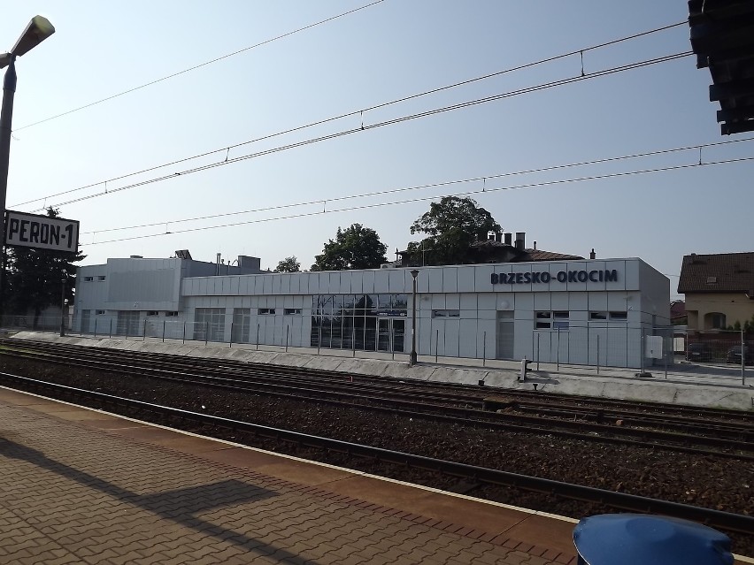 Odnowiony dworzec kolejowy w Brzesku otwarty dla podróżnych [ZDJĘCIA]