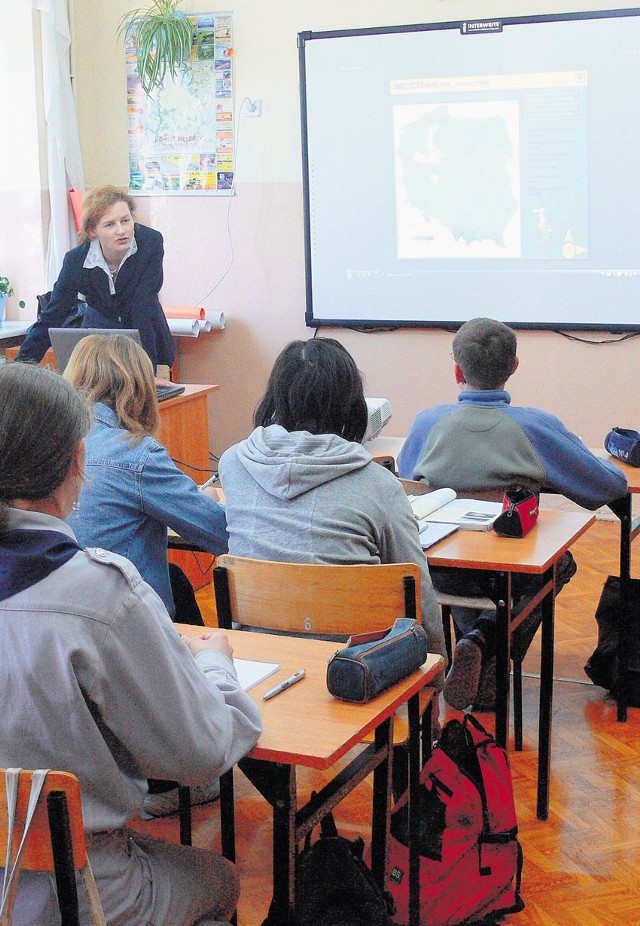 Gimnazjum w Brąszewicach kupiło m.in. tablicę interaktywną