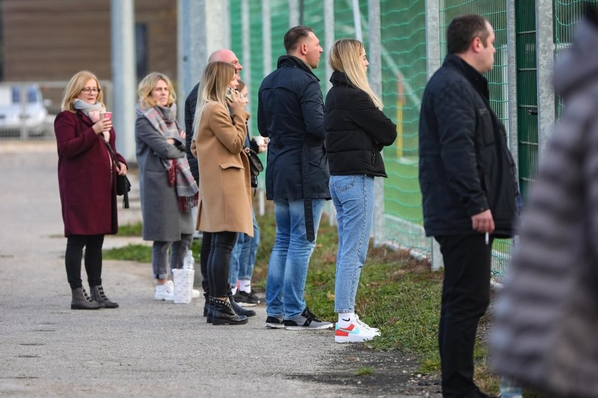 Kibice na meczu Centralnej Ligi Juniorów U-18 Cracovia - UKS SMS Łódź