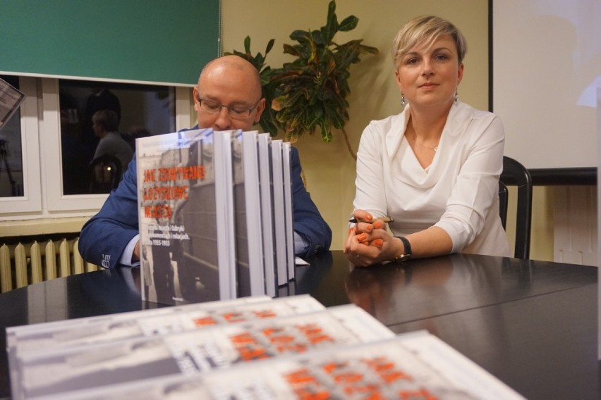 Powstała nowa książka o Kraśniku i fabryce łożysk. Jej premiera już za nami (ZDJĘCIA)