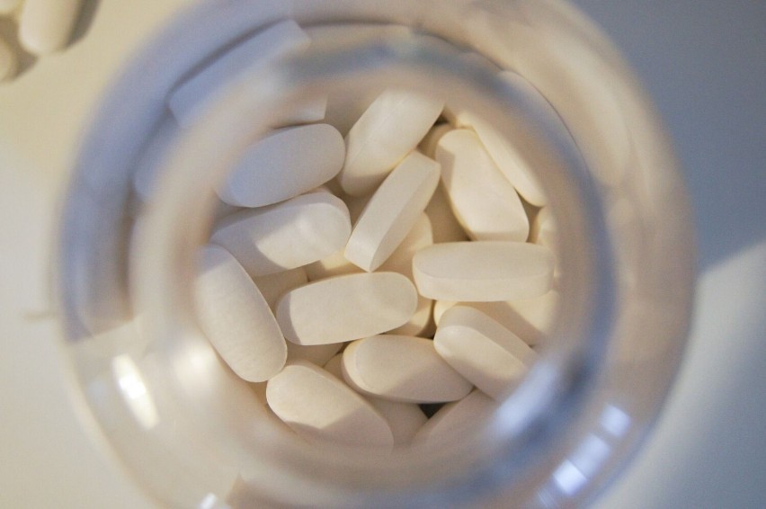 Inne badania wskazują, że paracetamol może też prowadzić do:...