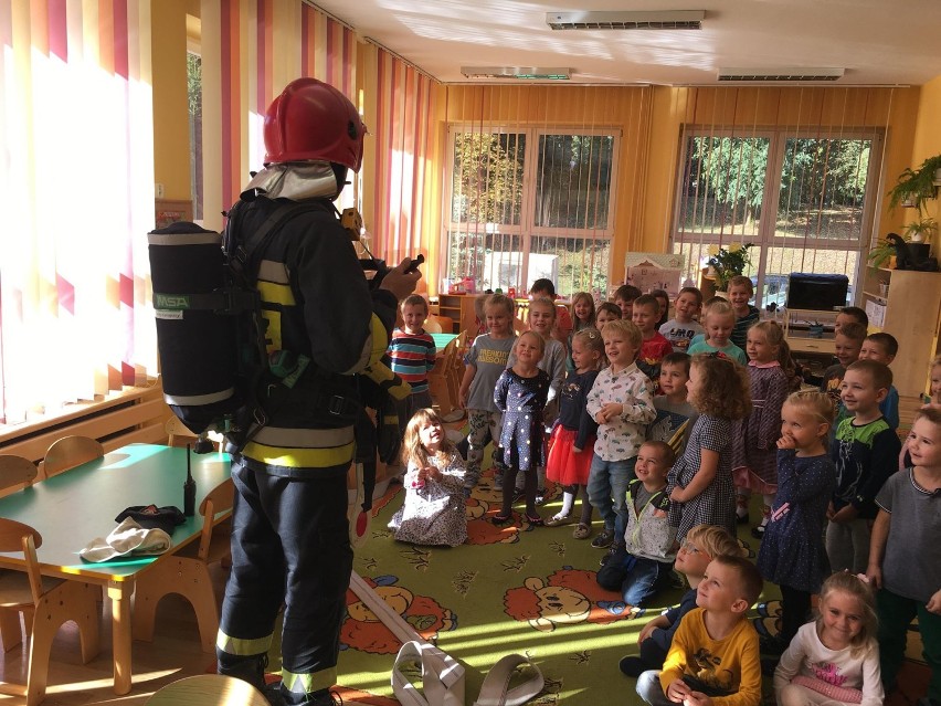 Strażacy odwiedzili Przedszkole Miejskie nr 25 w Gorzowie
