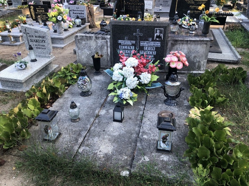 Nagrobek Leona i Heleny Pileckich na cmentarzu w Łagowie