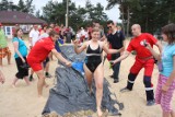 Nad zalewem w Siamoszycach odbył się prawdziwy chrzest ratowników zawierciańskiego WOPR-u