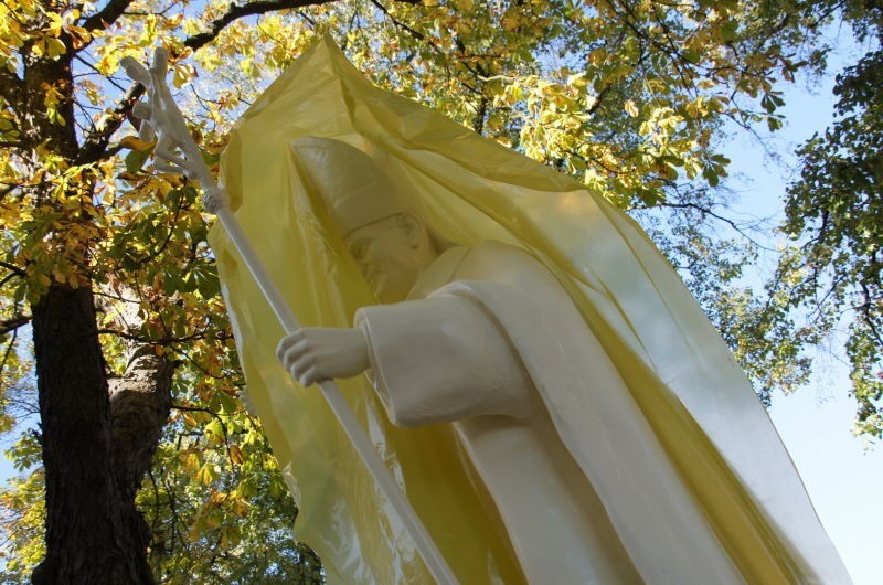 Pomnik Jana Pawła II w Koninie [ZDJĘCIA]