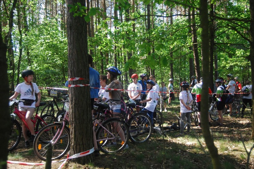 Mistrzostwa w rowerowej jeździe na orientację w Załęczu Małym[ZDJĘCIA]