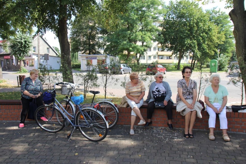 Odwiedziny seniorów z Jastrowia w Zespole mieszkań Chronionych w Nadarzycach