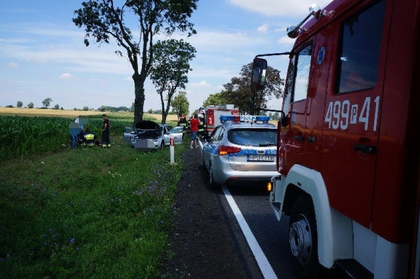 Groźny wypadek na drodze w Bożacinie [ZDJĘCIA]